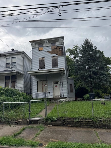 966 Fairbanks Ave, Cincinnati, OH 45205