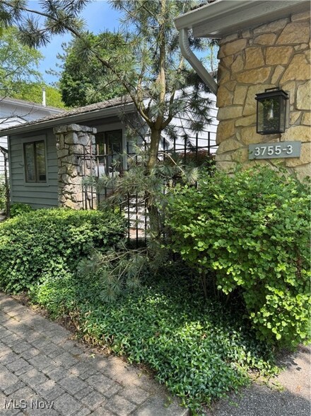 3755 Walnut Ct Unit G3, Chagrin Falls, OH 44022