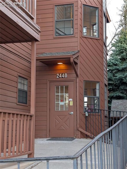 2440 Palmer Park Blvd Unit 106, Colorado Springs, CO 80909