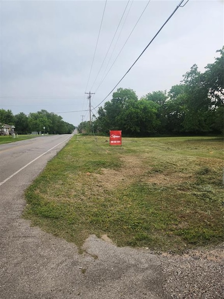 201 S 8th St, Noble, OK 73068