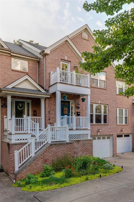3473 Cambridge Ave, Saint Louis, MO 63143