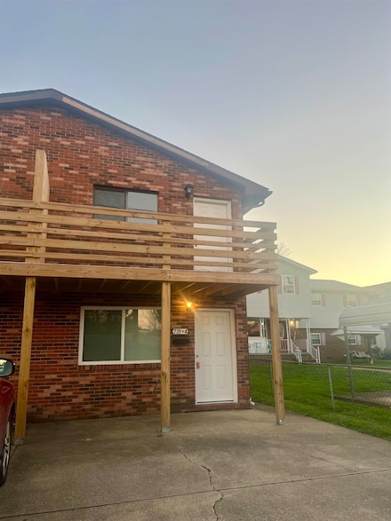 731 1/2 Merritt St, Barboursville, WV 25504