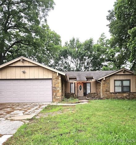 3012 W 70th St, Tulsa, OK 74132