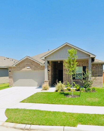 10718 Zachary Cove St, Houston, TX 77016