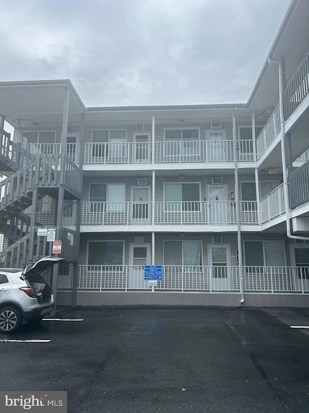 12 122nd St Unit 3B, Ocean City, MD 21842