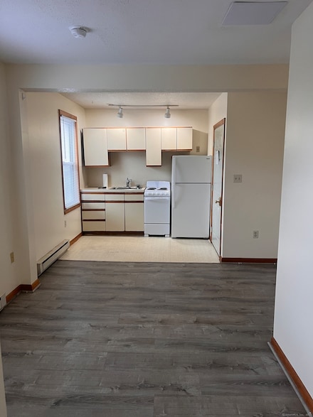 49 Ledyard Ave Unit 2, Groton, CT 06340