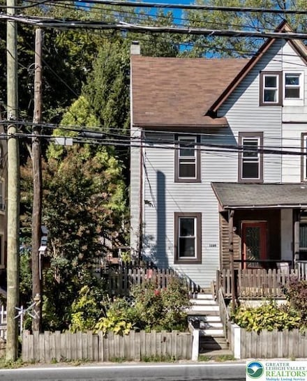 1289 Seidersville Rd, Bethlehem, PA 18015