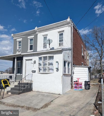 214 N 29th St, Camden, NJ 08105