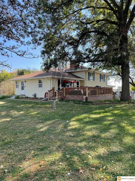3345 Harrison St, Bellevue, NE 68147