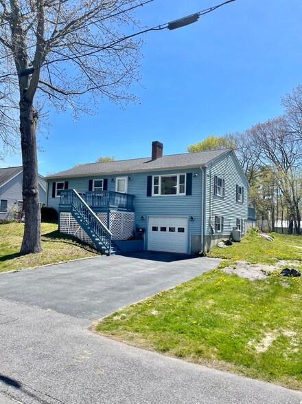65 Florida Ave, Portland, ME 04103