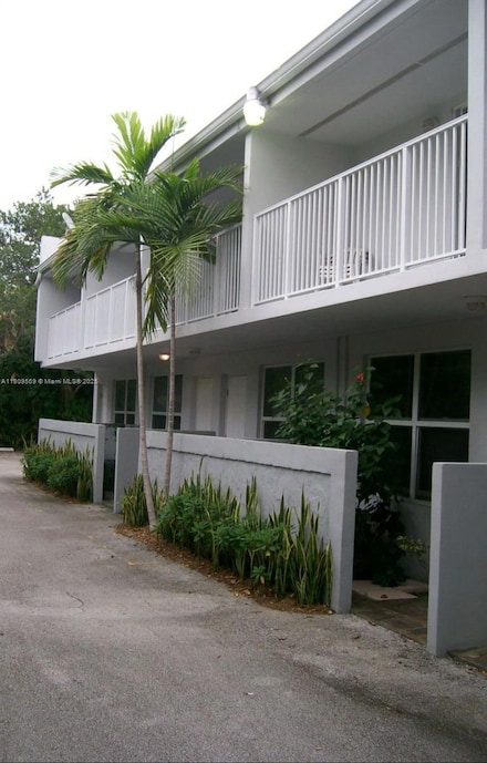 3025 Mary St Unit 5, Miami, FL 33133