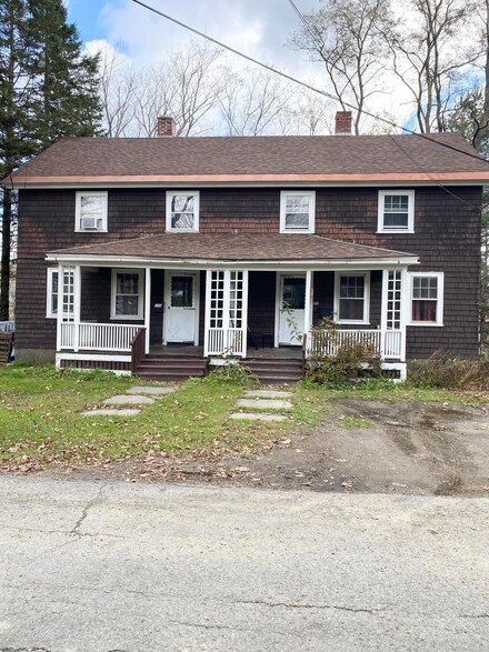 112 River St, Dover-Foxcroft, ME 04426