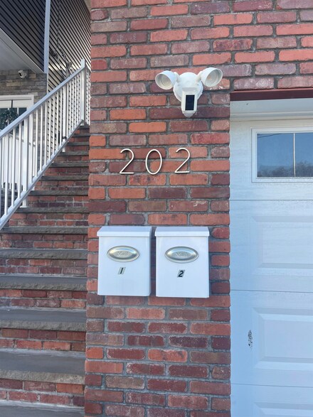 202 Kennedy Blvd Unit 2, Bayonne, NJ 07002