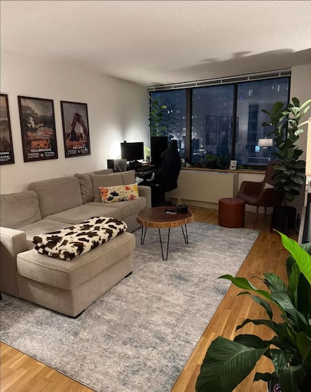 175 E 96th St Unit 9F, New York, NY 10128