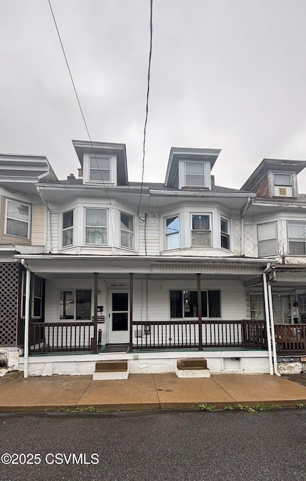 1211 W Mulberry St, Coal Township, PA 17866