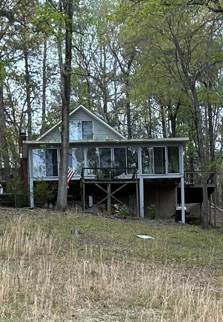 1586 Chicora Trail, Camden, SC 29020