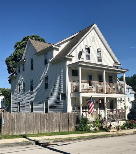8 Stearns St Unit 1, Worcester, MA 01603
