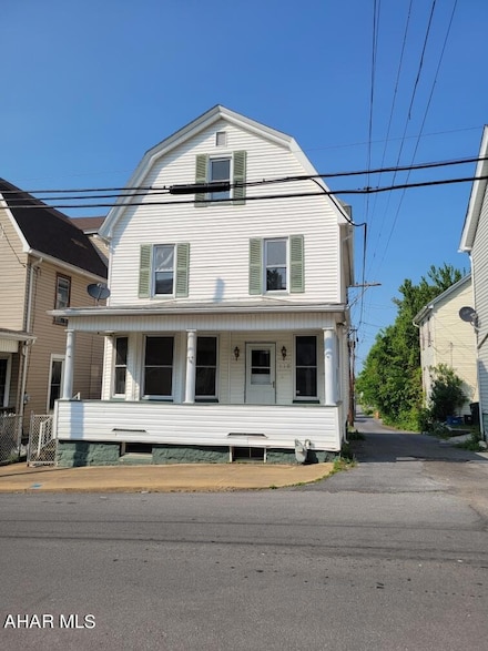 110 9th St, Altoona, PA 16602