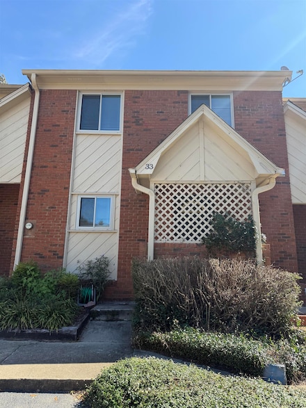 3207 Shamrock E Unit 33, Tallahassee, FL 32309