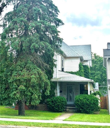1324 5th Ave, New Brighton, PA 15066