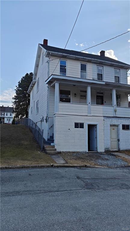 37 W Lehigh St, Summit Hill, PA 18250