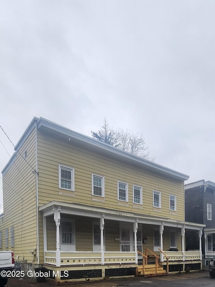 15-17 High St, Amsterdam, NY 12010