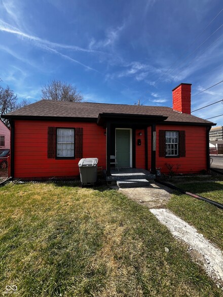 3752 N Oxford St, Indianapolis, IN 46218