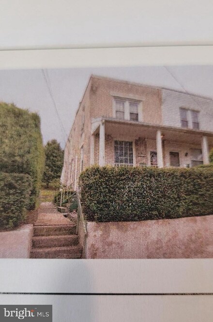 6860 Huntingdon St, Harrisburg, PA 17111