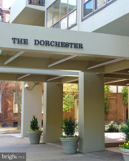 224 30 W Rittenhouse Square Unit 215, Philadelphia, PA 19103