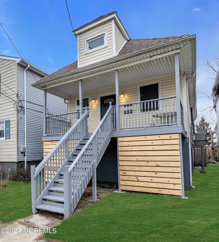 22 Belleview Ave, Keansburg, NJ 07734