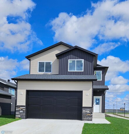 6345 83rd Ave S, Horace, ND 58047