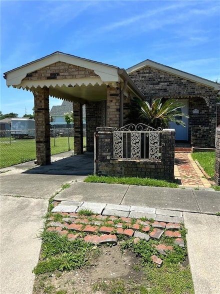 1615 Pratt St, Gretna, LA 70053