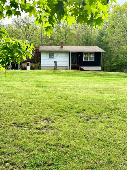 913 Dunbrack Rd, Covington, VA 24426