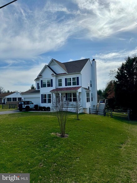 25008 Oak Dr, Damascus, MD 20872