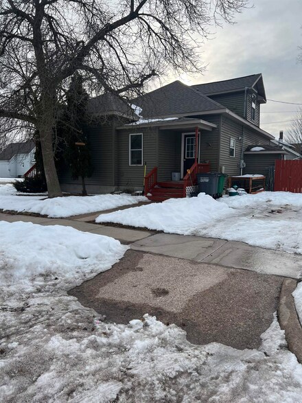 1151 Baker St, Wisconsin Rapids, WI 54494