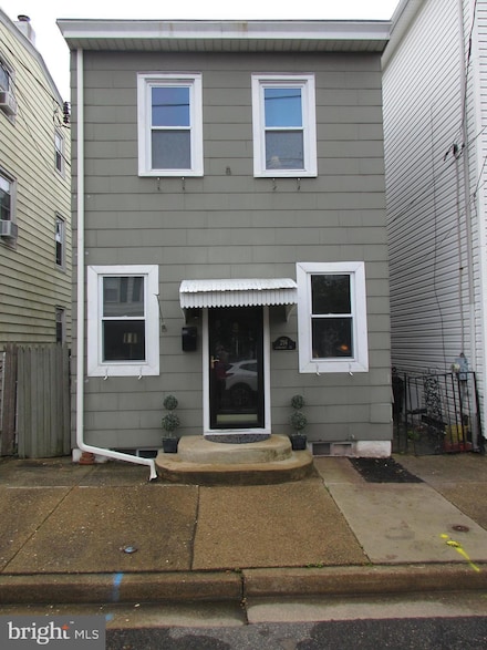 216 Dorrance St, Bristol, PA 19007