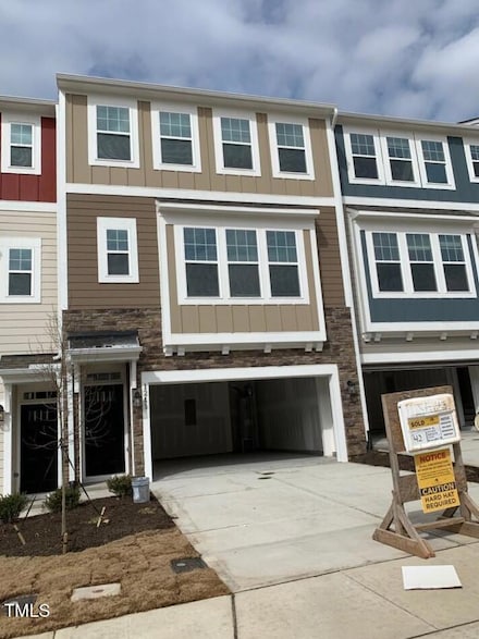 1241 Commack Dr, Durham, NC 27703