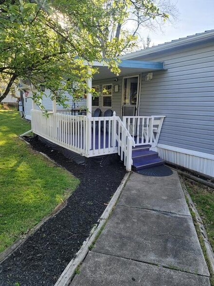 697 Mountaindale Rd, Fallentimber, PA 16639