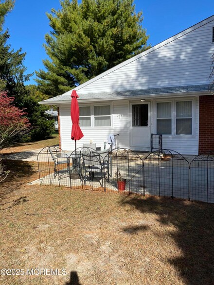 258 C Laurel Place, Manchester Township, NJ 08759