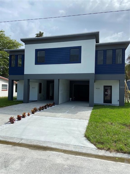 14235 Palm St, Madeira Beach, FL 33708