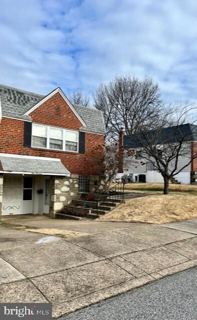 413 Waring St, Philadelphia, PA 19116