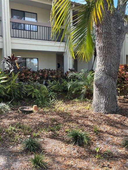 772 Bird Bay Dr N Unit 102, Venice, FL 34285