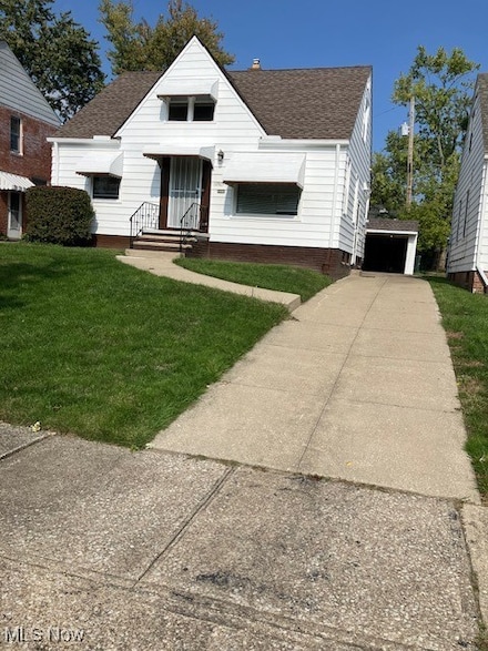 19505 Nitra Ave, Maple Heights, OH 44137