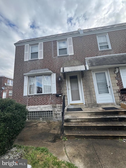7239 Montague St, Philadelphia, PA 19135