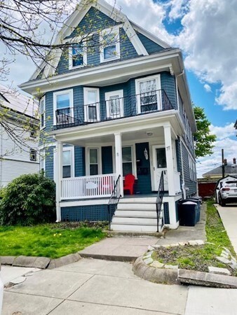 77 Saint Andrew Rd, Boston, MA 02128