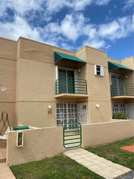 11840 SW 18th Terrace Unit 93, Miami, FL 33175