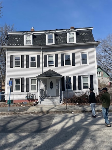 34 Newbury St Unit 2, Worcester, MA 01609