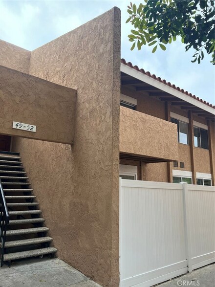 1001 W Macarthur Blvd Unit 50, Santa Ana, CA 92707