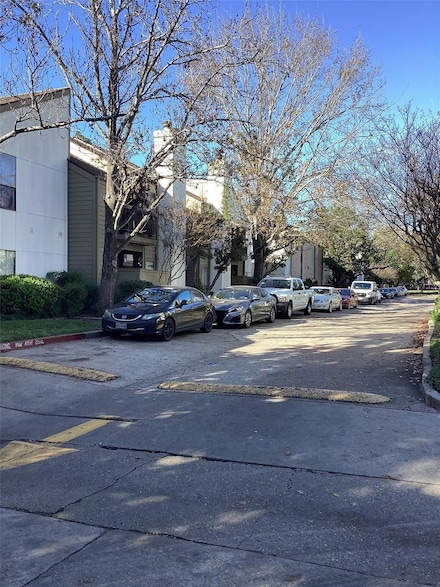 10049 Westpark Dr Unit 120, Houston, TX 77042