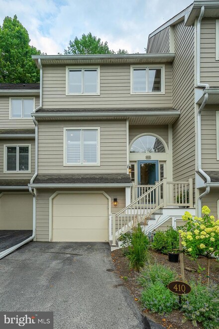 410 Wooded Way Unit 13, Newtown Square, PA 19073